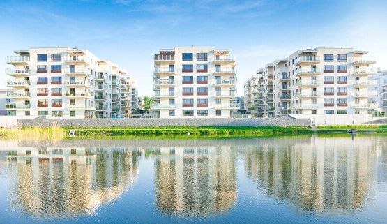 Czym charakteryzuje się Nowy Dwór?