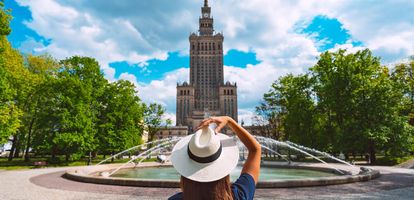 Chcesz kupić mieszkanie w stolicy, jednak nie wiesz, na jaką lokalizację się zdecydować? Sprawdź ranking najdroższych i najtańszych dzielnic Warszawy na portalu GetHome.