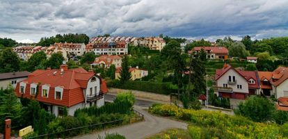 Czym charakteryzuje się gdańskie Brętowo i jakie są średnie ceny nieruchomości w dzielnicy? Sprawdź na GetHome.pl.