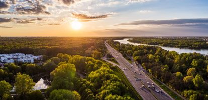 Las Bielański to jeden z najatrakcyjniejszych terenów zielonych w Warszawie. Poznaj ten rezerwat razem z GetHome!