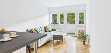 Super 2 pok, na sadach żoliborskich