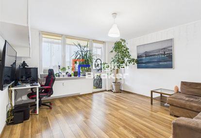 Blisko metra⭐balkon⭐przyparku⭐2/3pokoje z kuchnia⭐