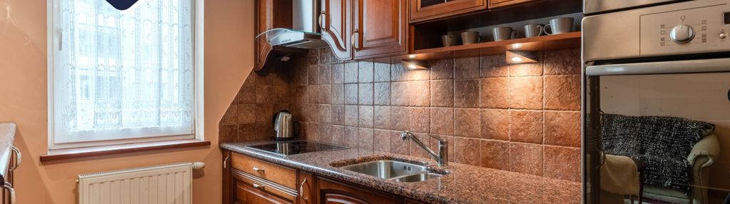 Blisko millennium hall | 2 pokoje | balkon | garaż