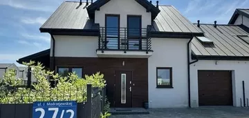 Dom w zabudowie bliźniaczej 150 m2, 2019 r.