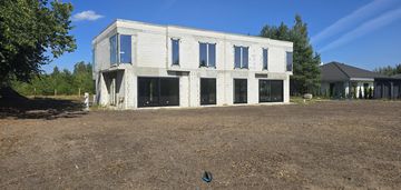 Bliźniak, 6 pokoi,działka 1500m2, smart home,173m2