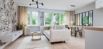 Przestronne 4 pokojowe w centrum z dużym salonem