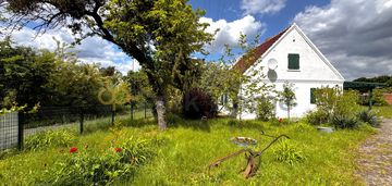 Dom pełen historii , letnisko- ostrowieczno