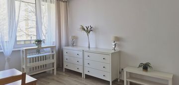 Mieszkanie 2-pokojowe z balkonem - blisko metra