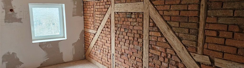 Dom w trakcie remontu