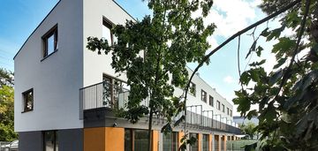 Segment od dewelopera i 5 pokoi i ogródek