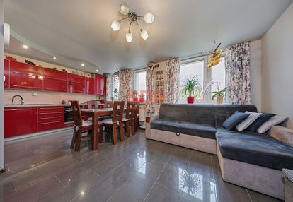 Mieszkanie w bardzo dobrym standardzie| balkon 6 m2 | piwnica 8 m2