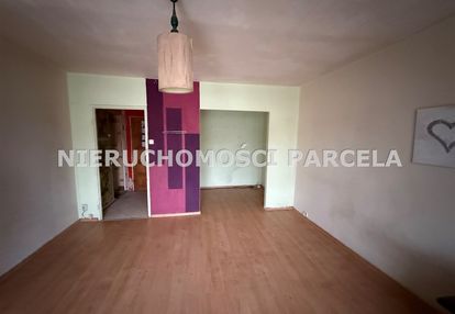 Kawalerka niski blok i piętro