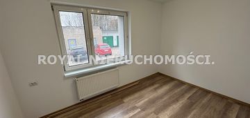 Dwupoziomowe mieszkanie , 5 pokoi , dwie łazienki