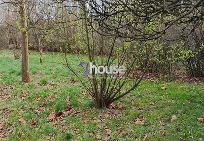 Piękna  działka budowlana przy lesie  571m2