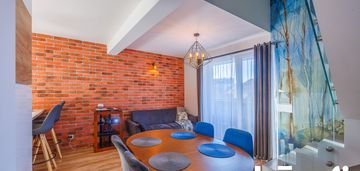 4 pokojowe mieszkanie z osobną pralnią