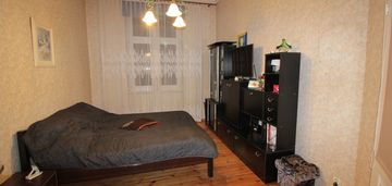 * inwestycja 3 pok. 80m2,1 piętro balkon * centrum