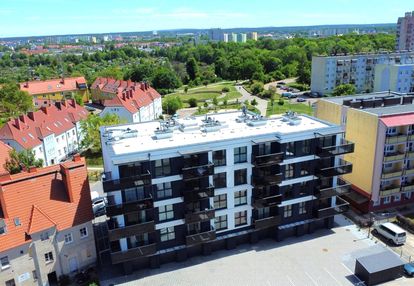 Apartament z 2 tarasami w spokojnej okolicy