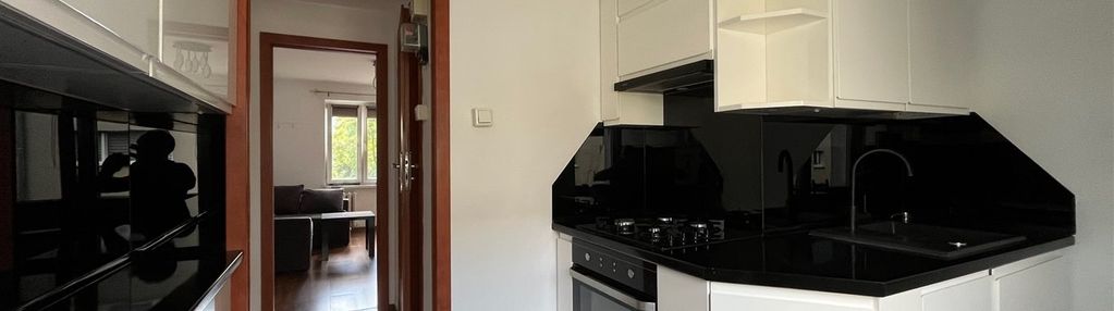 2 piętro z balkonem, dwustronne- dobra lokalizacja