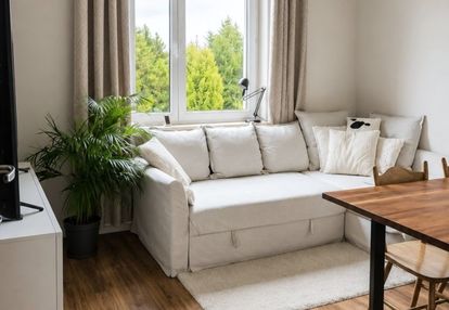 Wygodne mieszkanie 3 pokoje, balkon, garaż, winda.