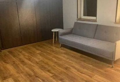 Dwupoziomowe mieszkanie w starej miłosnej