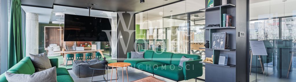 Apartament z dwoma balkonami i widokiem na zatokę