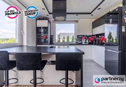 Ładny dom, duża działka, fotowoltaika pompa ciepła