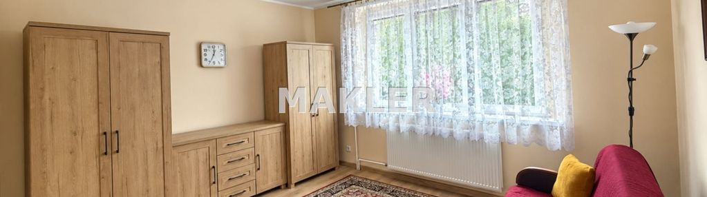 Połowa domu 3 pokoje/ ogród/garaż/pralnia