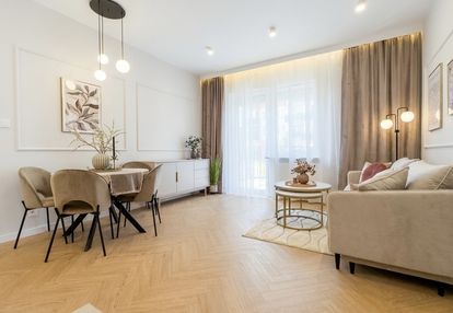 Parter i taras i fotowoltaika i nowy blok