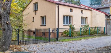 Dom wolnostojący z dużą działką