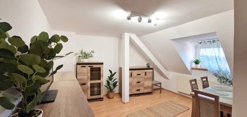 2 pokoje w samym centrum | niski czynsz!