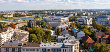 Dwupoziomowy apartament z sauną i balkonem!