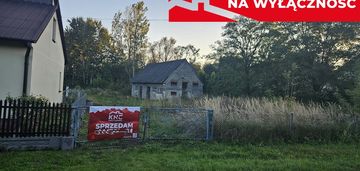 Działka 25 arów z budynkiem do adaptacji – grądy
