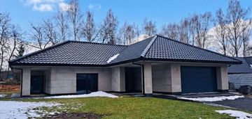 Nowy piękny dom parterowy obok jeziora rybnickiego