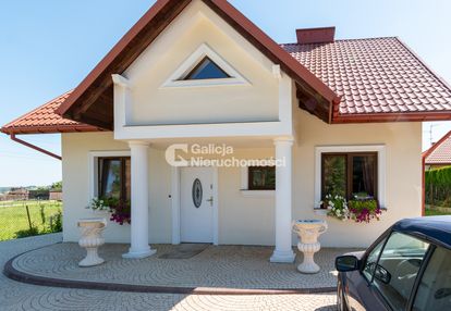Dom wolnostojący, 14 arów, prestiżowa lokalizacja