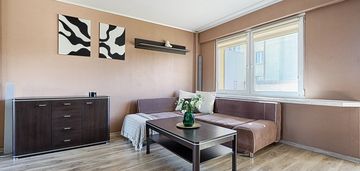 2 oddzielne, komfortowe pokoje*1 piętro