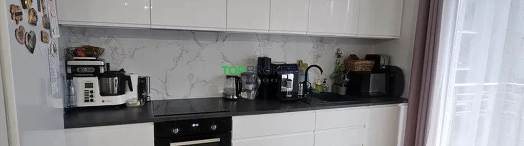 Wygodne dwa pokoje z balkonem, garaż