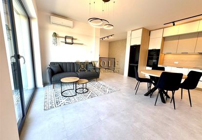 Nowoczesny apartament z balkonem w nowym chechle