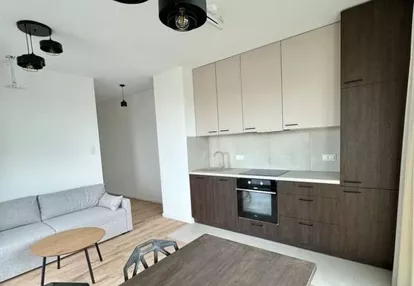 Apartament|3 pokoje|Bezpośrednio|Garaż| English