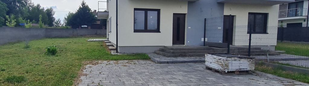 Nowoczesny dom w dzielnicy czechów...