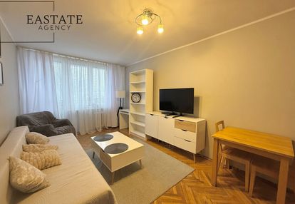 Oddzielna kuchnia/blisko komunikacji/balkon