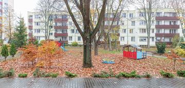 Saska kępa - ciche, z widną kuchnią i balkonem !