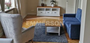 59 m², 2 pokoje, widok na park, kamienica