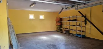 Dom na sprzedaż 240m2