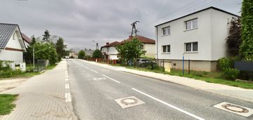 Funkcjonalny dom wolnostojący w świetnej okolicy
