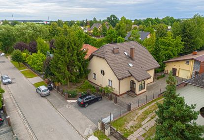 Dom wolnostojący + lokal usługowy | ogród, film