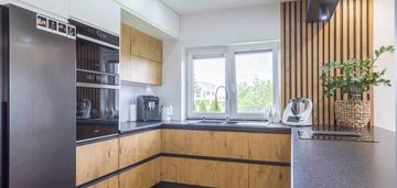 ** nowoczesny dom w zbudowie bliźniaczej **