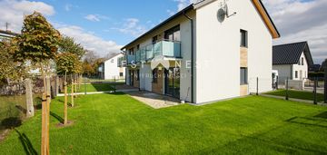 Apartament z ogrodem dwa miejsca postojowe w cenie