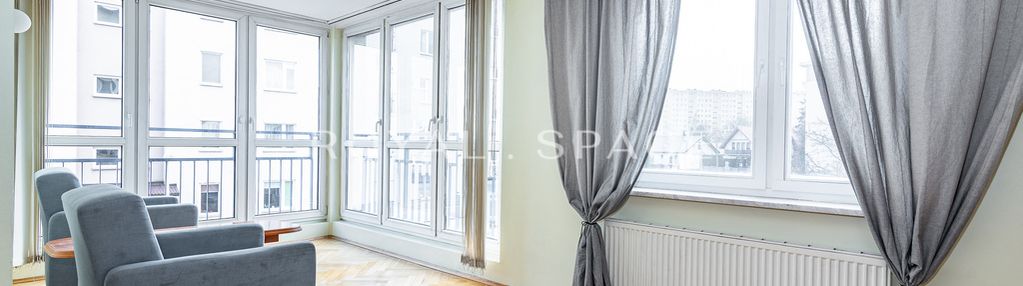 Jasne mieszkanie z balkonem!