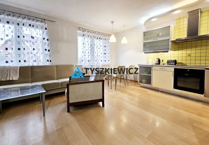 4 pokojowe mieszkanie na wynajem.