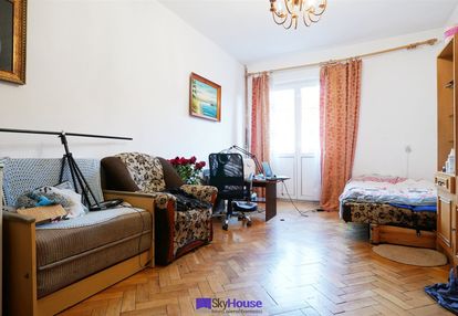 2- pokojowe, z ogrzewaniem miejskim, sztabowa